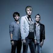 Young And Divine - List pictures