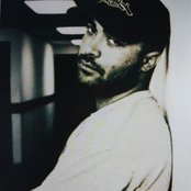 Aaron Lewis - List pictures