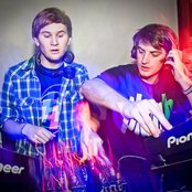 Camo & Krooked - List pictures