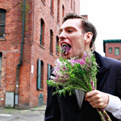 Jherek Bischoff - List pictures