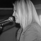 Sunny Sweeney - List pictures