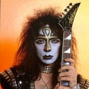 Vinnie Vincent Invasion - List pictures