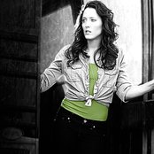 Karla Davis - List pictures