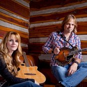 The Roys - List pictures