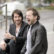 Tiefschwarz - List pictures