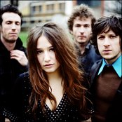 Izia - List pictures