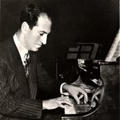 Crazy For You - List pictures