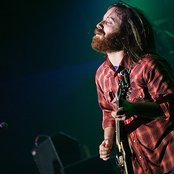 Dan Auerbach - List pictures