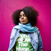Nneka - List pictures