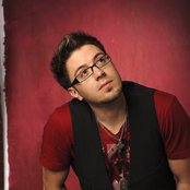 Danny Gokey - List pictures