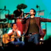 Jesus Adrian Romero - List pictures