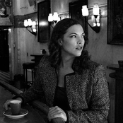 Caro Emerald - List pictures