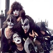 Kiss - List pictures