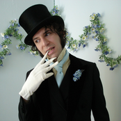Daedelus - List pictures