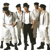 Emre Aydin - List pictures