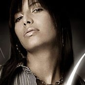 Zaho - List pictures