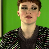 Chloe Howl - List pictures