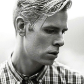 Lars Vaular - List pictures