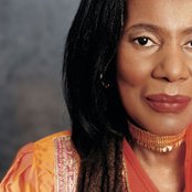 Alice Coltrane - List pictures