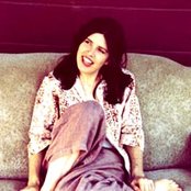 Victoria Williams - List pictures