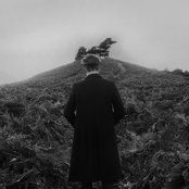 Douglas Dare - List pictures