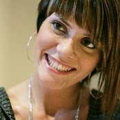 Kany Garcia - List pictures