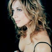 Lara Fabian - List pictures