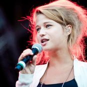 Selah Sue - List pictures