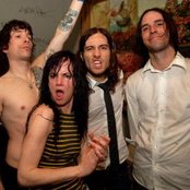 Juliette And The Licks - List pictures