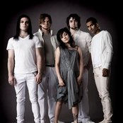 Flyleaf - List pictures