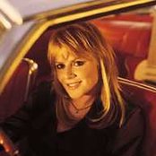 Anita Cochran - List pictures