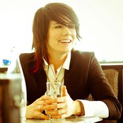 Sonia Leigh - List pictures