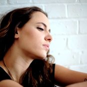 Tiê - List pictures