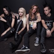 Stitched Up Heart - List pictures