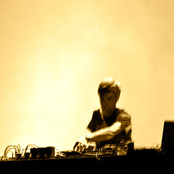 Jon Hopkins - List pictures