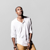 Jarell Perry - List pictures