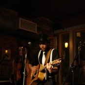 Roy Brown - List pictures