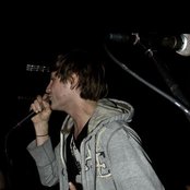 Justleft - List pictures