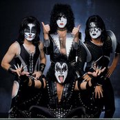 Kiss - List pictures