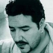 Revólver - List pictures