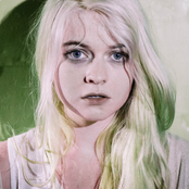 Holly Henry - List pictures