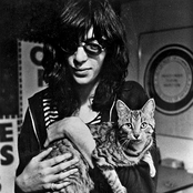 Joey Ramone - List pictures