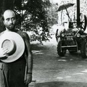 Lucio Dalla - List pictures