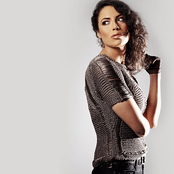 Zaho - List pictures