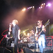 Chickenfoot - List pictures