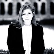 Kirsty Maccoll - List pictures