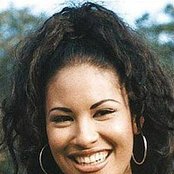 Selena - List pictures