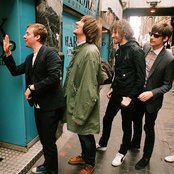Kaiser Chiefs - List pictures