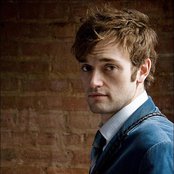 Chris Thile - List pictures