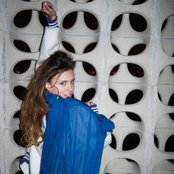 Alison Valentine - List pictures